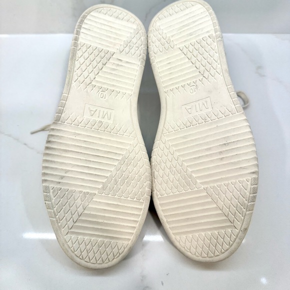 Mia Woman's Sneakers-Size 10 - Picture 8 of 10